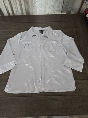 Vintage Y2K Blue Diamond Silver Satin Blouse NWOT Shiny Metallic Button Up Shirt